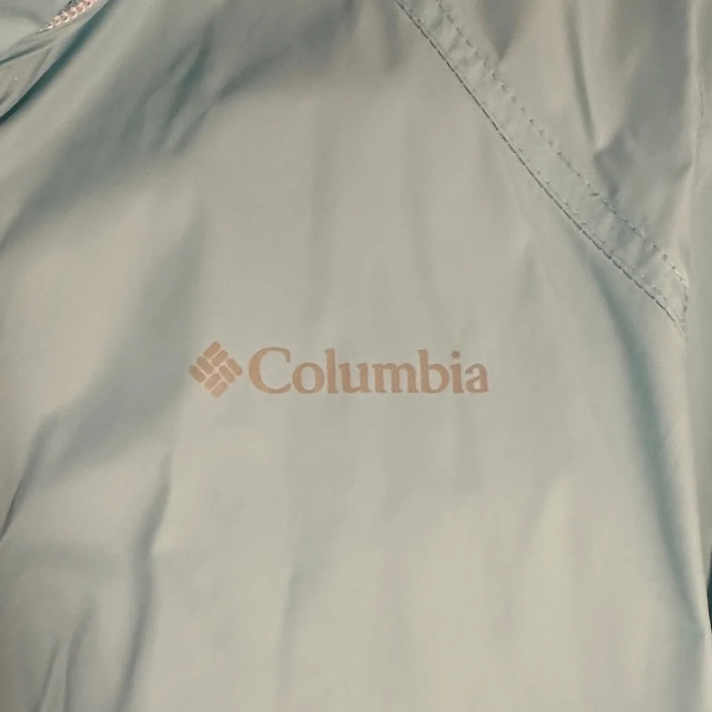 Columbia wind breaker Jacket - Picture 3 of 10